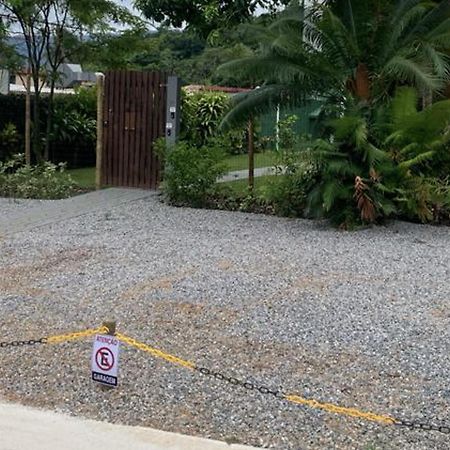 Casas Aconchegantes Com Piscina Na Encantadora Praia Das Cigarras Villa Sao Sebastiao  Dış mekan fotoğraf